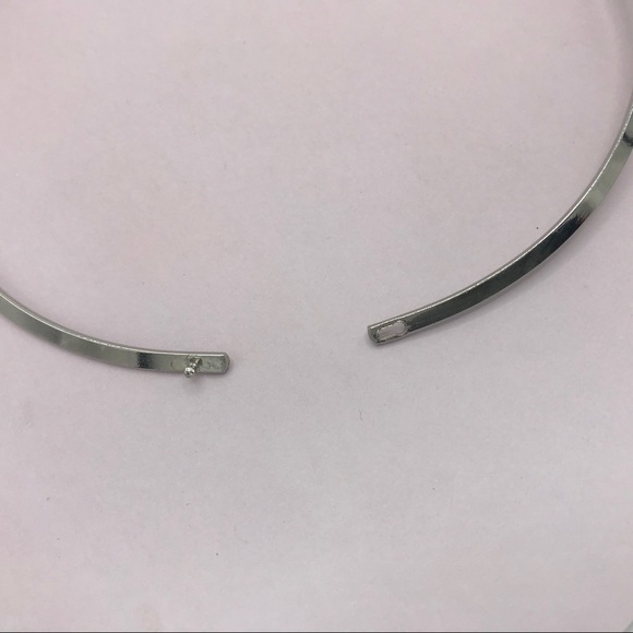 Host Pick! Silver Heart Necklace w/ Rhinestones - Picture 4 of 9